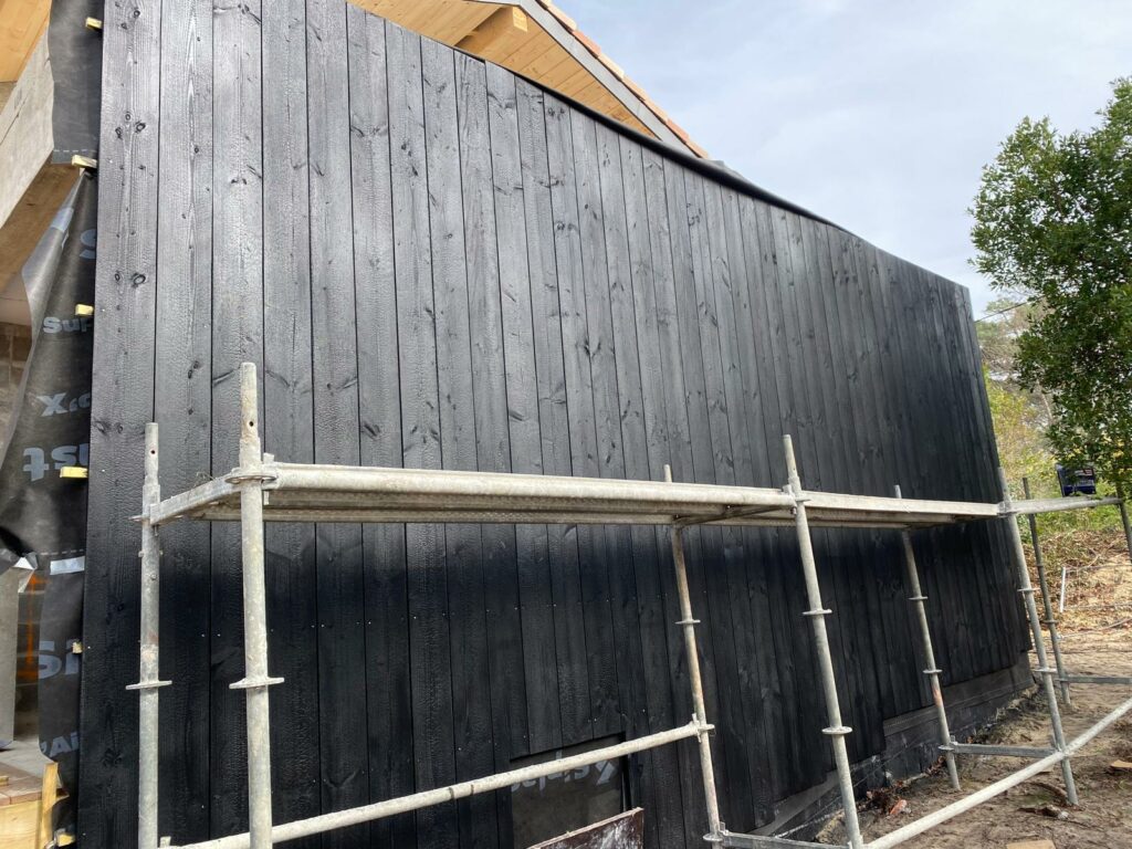 Bardage en bois brûlé, photo 18