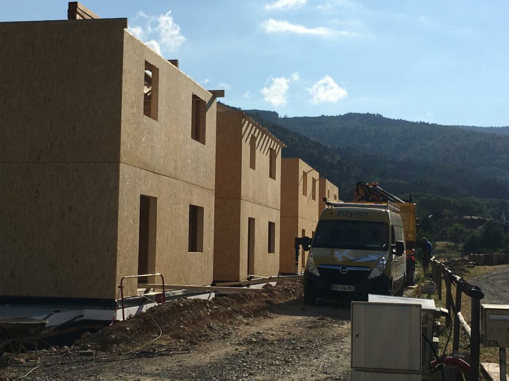 Maisons à ossature bois, chantier – SASU BADI