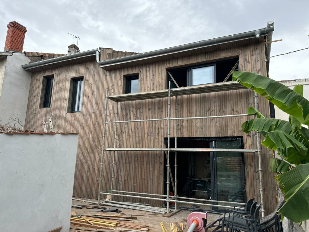 Bardage bois, façade – SASU BADI